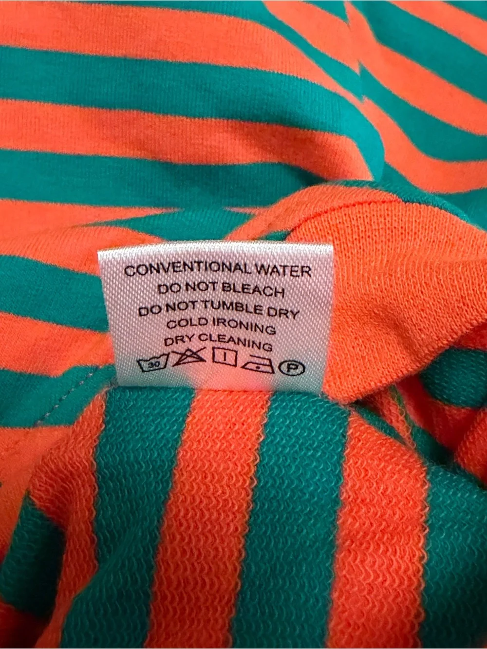 ICHOUe Dog Hoodie 2XL Orange Green Striped Hooded Pet Sweater Pom Pom NWT